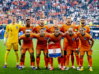 The Netherlands team is posing for a photo during the match between the Netherlands and England (EURO 2024) at the BVB Stadion Dortmund for...