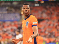 Denzel Dumfries (Netherlands) is playing during the Semi Final of the UEFA European Championship between England and Netherlands at the BVB...