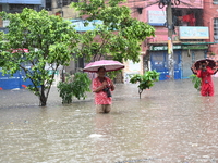 The drum of incessant rainfall woke the people of Dhaka city on Friday as a heavy monsoon shower poured down on the capital.

The rain, wh...