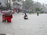 The drum of incessant rainfall woke the people of Dhaka city on Friday as a heavy monsoon shower poured down on the capital.

The rain, wh...