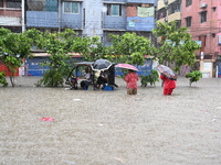 The drum of incessant rainfall woke the people of Dhaka city on Friday as a heavy monsoon shower poured down on the capital.

The rain, wh...