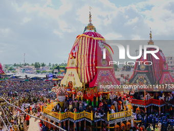 evotees Are Seen As They Are Pulling Shree Jagannath Temple Ditties Chariots On Bahuda Yatra Festival Day As It Is The End Day Of The Dittie...