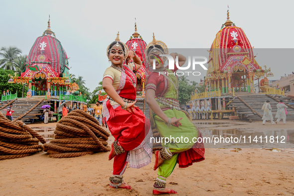  	Shree Jagannath Temple Traditional Dancers Are Seen As They Are Performing Their Traditional Dances On The Shree Jagannath Temple Ditties...