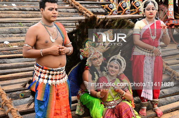  	Shree Jagannath Temple Traditional Dancers Are Seen As They Are Performing Their Traditional Dances On The Shree Jagannath Temple Ditties...