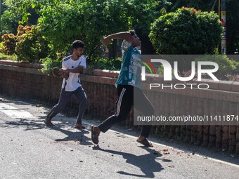 Around 250 people are being injured in a clash between Bangladesh Chhatra League activists and quota reform protesters at Dhaka University c...