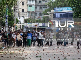  	Around 250 People Have Been Injured In A Clash Between Bangladesh Chhatra League Activists And Quota Reform Protesters At Dhaka University...