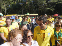 Movements against the PT are holding a protest today on Avenida Paulista, in the central region of Sao Paulo. During the event, a doll of fo...