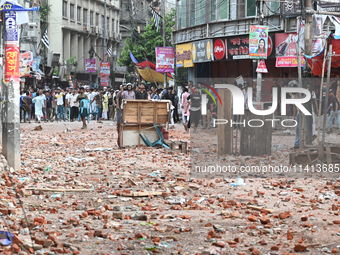 Anti-quota Protesters And Students Backing The Ruling Awami League Party Clash In Dhaka, Bangladesh, On July 16, 2024. At Least Six Demonstr...