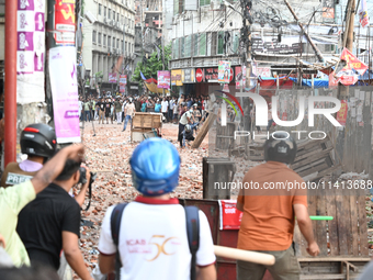 Anti-quota Protesters And Students Backing The Ruling Awami League Party Clash In Dhaka, Bangladesh, On July 16, 2024. At Least Six Demonstr...