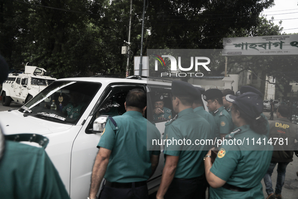 A senior police official is having a short meeting with on-duty officers in Dhaka, Bangladesh, on July 17, 2024. 