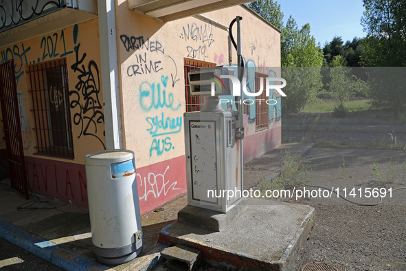 In the last ten years, more than 100 gas stations are being abandoned in Catalonia. The province of Barcelona is where the most are closing,...