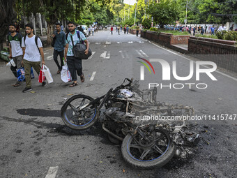 The University of Dhaka students are leaving the campus as all educational institutions are declaring closure, a day after the clash between...