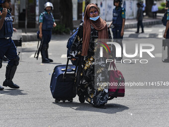 The University of Dhaka students are leaving the campus as all educational institutions are declaring closure, a day after the clash between...