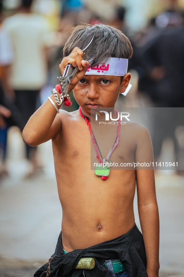 Thousands are gathering on the city's streets as Shia Muslims are observing Yavme Ashura. They are participating in a tazia procession to mo...