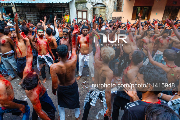 Thousands are gathering on the city's streets as Shia Muslims are observing Yavme Ashura. They are participating in a tazia procession to mo...