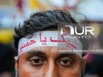 Thousands are gathering on the city's streets as Shia Muslims are observing Yavme Ashura. They are participating in a tazia procession to mo...