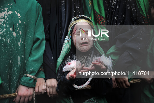  Muslims In Karbala, Iraq, On July 17, 2024 The Anniversary Of The Martyrdom Of Imam Hussein.Shiites In The World See This Today Is The Trag...