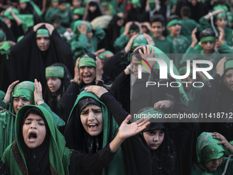  Muslims In Karbala, Iraq, On July 17, 2024 The Anniversary Of The Martyrdom Of Imam Hussein.Shiites In The World See This Today Is The Trag...