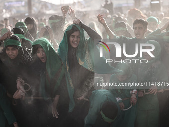  Muslims In Karbala, Iraq, On July 17, 2024 The Anniversary Of The Martyrdom Of Imam Hussein.Shiites In The World See This Today Is The Trag...