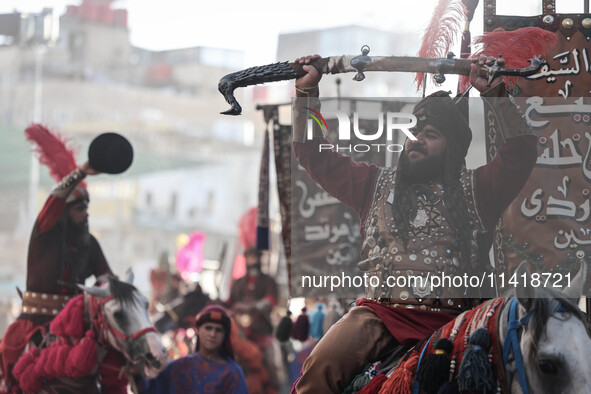  Muslims In Karbala, Iraq, On July 17, 2024 The Anniversary Of The Martyrdom Of Imam Hussein.Shiites In The World See This Today Is The Trag...