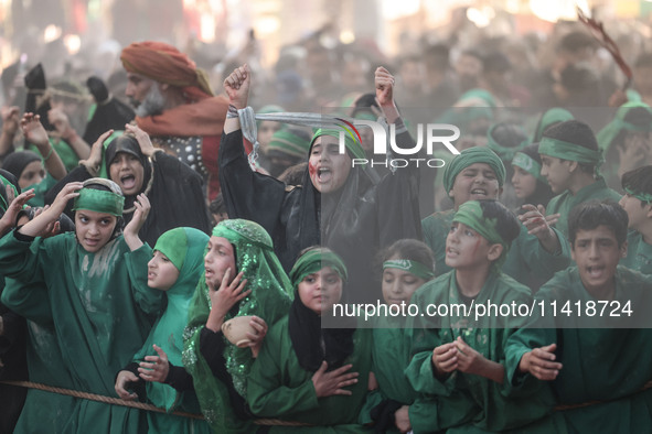  Muslims In Karbala, Iraq, On July 17, 2024 The Anniversary Of The Martyrdom Of Imam Hussein.Shiites In The World See This Today Is The Trag...