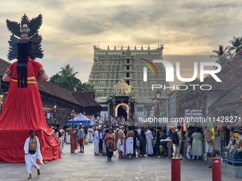 Giant idols of the Pandavas are being erected along the eastern entrance of the historic Sree Padmanabhaswamy Temple during the Panguni Utsa...