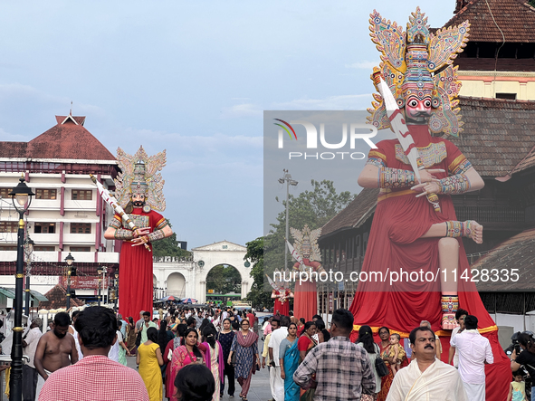 Giant idols of the Pandavas are being erected along the eastern entrance of the historic Sree Padmanabhaswamy Temple during the Panguni Utsa...