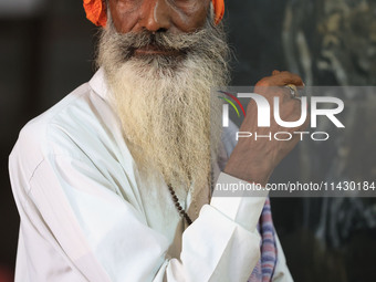 A Hindu community saint is taking part in a meeting led by Raghavacharya Maharaj of Rewasa Dham as they are all welcoming the decision of th...