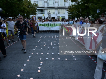 Madrid residents are demonstrating against the City Council's decision to cut down the trees in Plaza de Santa Ana to expand an underground...