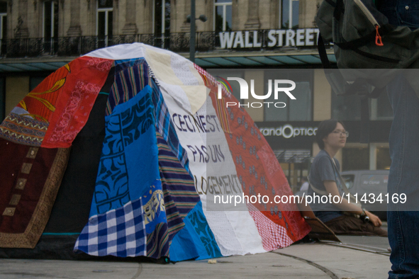 A group is clashing with pro-Israel demonstrators in Republic Square, in City, Country, on Thursday, July 25. The police are trying to keep...