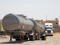 Members of the National Guard and the Army are arresting a man allegedly involved in gasoline trafficking in Ciudad Juarez, Chihuahua. A day...