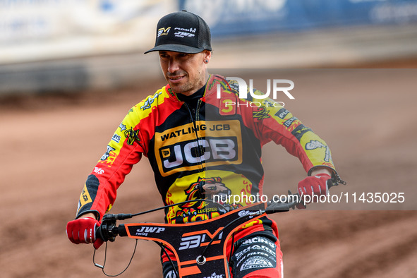 Leicester Lions' Sam Masters is riding on the parade lap during the Rowe Motor Oil Premiership match between Leicester Lions and Belle Vue A...