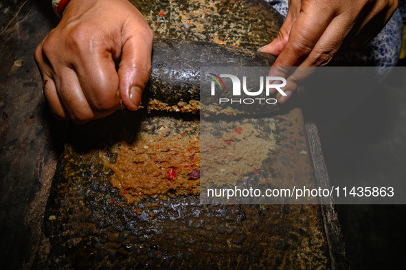 Bengali Shil Nora (Batan And Una), Also Known As Shil Noda, Is A Traditional Significance Grinding Tool Used In Bengali Cuisine. It Is Prima...