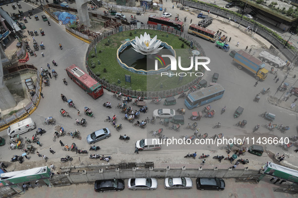 An overview of Motijheel Financial District as government and non-government offices are opening today after 4 days following a recent clash...