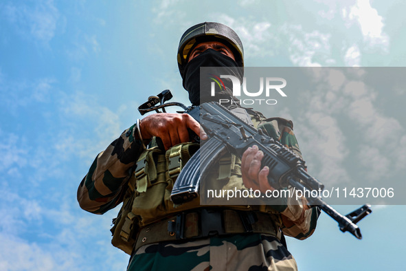 Indian Army soldiers are patrolling with AK-47 weapons in Baramulla, Jammu and Kashmir, India, on July 27, 2024. Five Indian Army soldiers,...