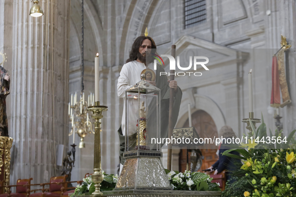 I am viewing the relics of St. Jude Thaddeus inside the Metropolitan Cathedral in Mexico City, Mexico, on a work carried out jointly by the...