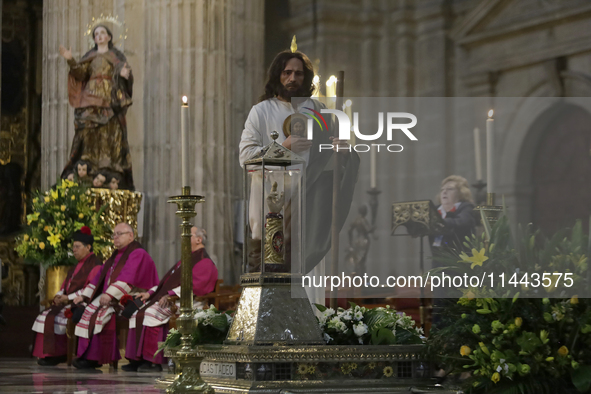 I am viewing the relics of St. Jude Thaddeus inside the Metropolitan Cathedral in Mexico City, Mexico, on a work carried out jointly by the...