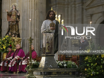 I am viewing the relics of St. Jude Thaddeus inside the Metropolitan Cathedral in Mexico City, Mexico, on a work carried out jointly by the...