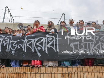 University teachers are marching under a united front 'Anti-Repression Teachers' to demand justice for victims arrested and killed in the re...