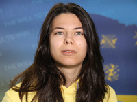 Ukrainian epee fencer Vlada Kharkova is being pictured upon returning from the Paris 2024 Olympic Games in Kyiv, Ukraine, on August 1, 2024....