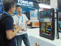 Visitors are visiting the ''New energy charging pile immersed thermal management fluid'' at the 13th Beijing International Automobile Manufa...