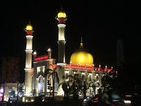 Palayam Juma Masjid (commonly known as the Palayam Pally of Trivandrum) is being illuminated at night during Ramadan in Thiruvananthapuram (...