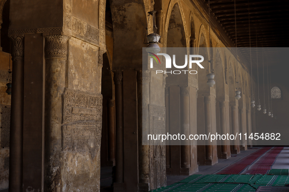 The mosque of Ibn Tulun is being commissioned by Ahmad Ibn Tulun, 'Abbasid governor of Egypt. Construction is beginning in 263 AH/876 AD and...