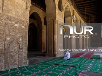 The mosque of Ibn Tulun is being commissioned by Ahmad Ibn Tulun, 'Abbasid governor of Egypt. Construction is beginning in 263 AH/876 AD and...