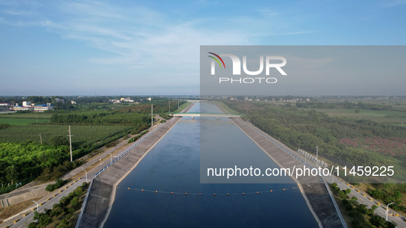 The Tanzhai Village section of the first phase of the Middle Route of the South-to-North Water Diversion Project is being viewed in Nanyang,...