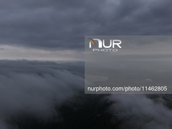 Clouds Hover Over The Mountains During The Monsoon Rain Season In Ajmer, India On 08 August 2024.