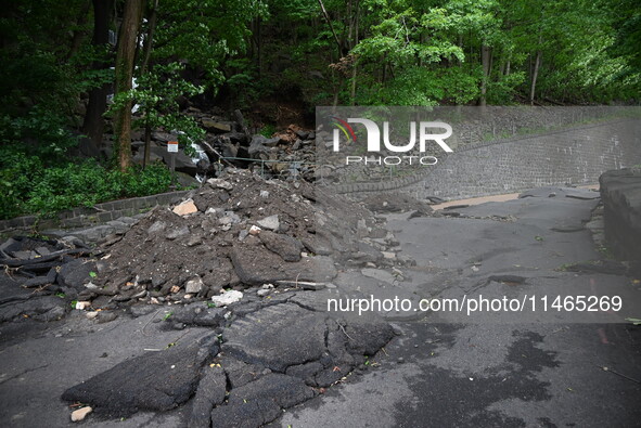 Severe weather and remnants of Tropical Storm Debby are wreaking havoc at Palisades Interstate Park, closing down the Englewood Picnic Area...