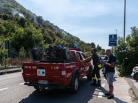 A large forest fire is breaking out on Sunday afternoon on Monte Pendolo, between the municipalities of Gragnano and Pimonte in the Naples a...