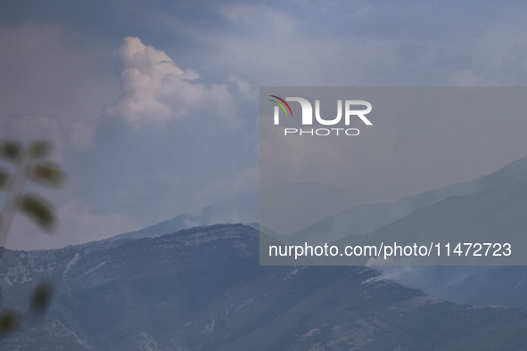 Fire at the Bulgarian-Greek border in Slavyanka mountain from the side of Bulgaria which or Orvilos from Greece. The fire is burning since 1...