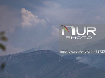 Fire at the Bulgarian-Greek border in Slavyanka mountain from the side of Bulgaria which or Orvilos from Greece. The fire is burning since 1...